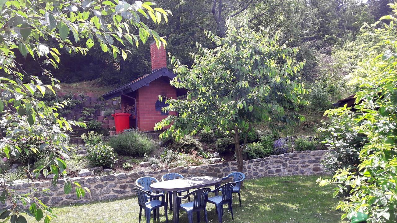 Hotel Garni Berghof Heigenbruecken Bagian luar foto